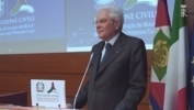 Il Presidente Sergio Mattarella consegna la Medaglia d'Oro al Dipartimento della Protezione Civile
