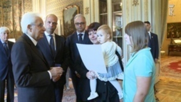 Incontro del Presidente Mattarella con la moglie e le figlie di Anatoly Korol, per la consegna della medaglia d'oro al Valor Civile alla memoria del sig. Korol