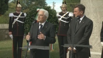 Il Presidente Mattarella e il Presidente Pahor depongono due corone sul monumento dedicato ai soldati sloveni caduti sul fronte dell'Isonzo 1915-1917 - Intervento del Presidente Mattarella