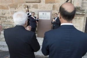 Il Presidente Mattarella in occasione della cerimonia di scopertura della targa di iscrizione nella World Heritage List dell'Unesco del sito "Palermo Arabo-Normanna e le Cattedrali di Cefalù e Monreale"