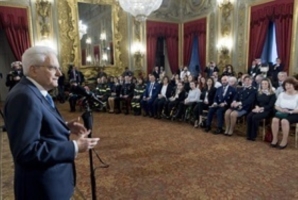 Cerimonia di consegna delle onorificenze dell'Ordine al Merito della Repubblica Italiana, conferite "motu proprio" dal Presidente della Repubblica, Sergio Mattarella, il 18 novembre 2017, a cittadini distintisi per atti di eroismo e impegno civile.