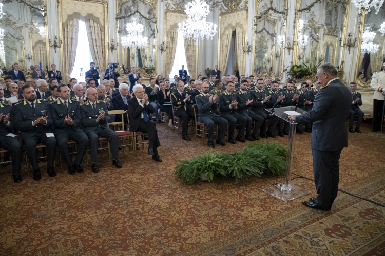 Il Presidente della Repubblica Sergio Mattarella incontra una rappresentanza della Guardia di Finanza, in occasione del 244° anniversario della sua costituzione
