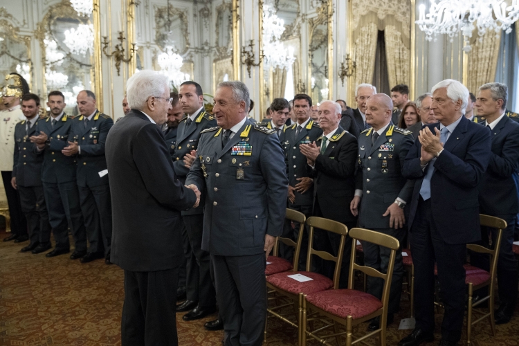 Il Presidente della Repubblica Sergio Mattarella incontra una rappresentanza della Guardia di Finanza, in occasione del 244° anniversario della sua costituzione

