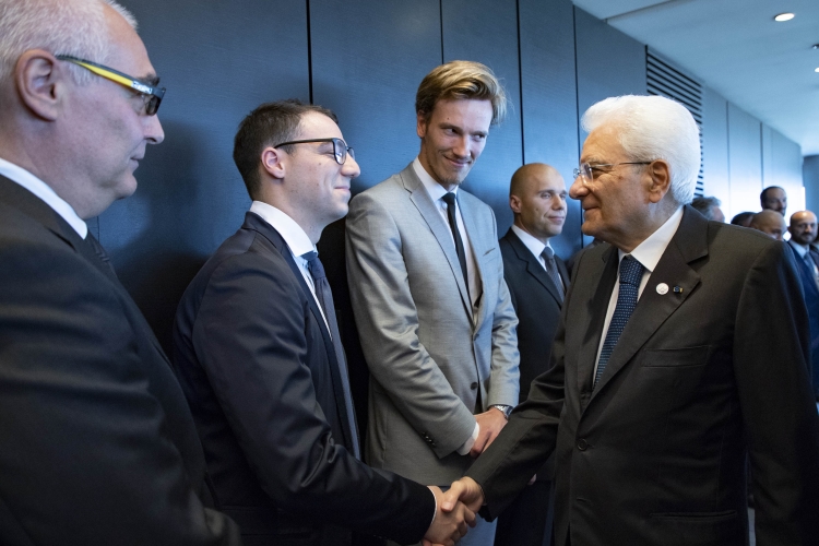 Il Presidente Sergio Mattarella in occasione dell'incontro con una rappresentanza della collettività italiana e il personale dell'Ambasciata d'Italia 