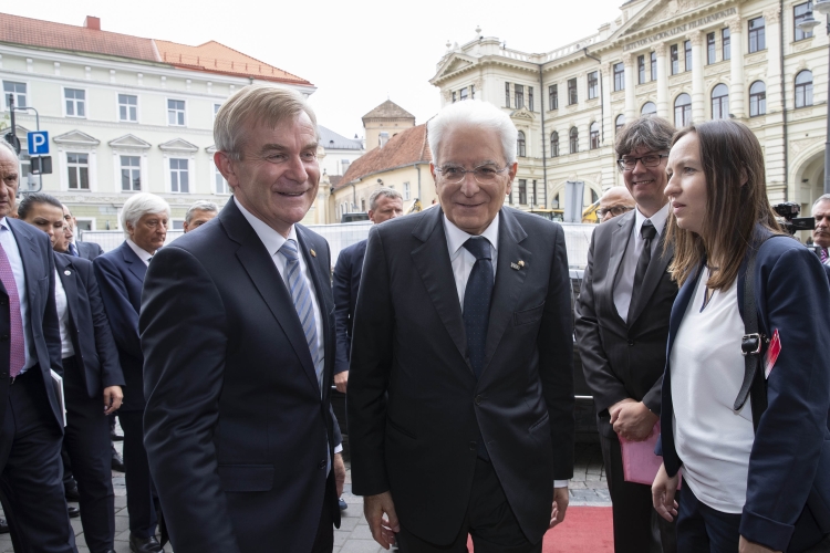 Il Presidente Sergio Mattarella con il Presidente del Parlamento lituano, Viktoras Pranckietis 