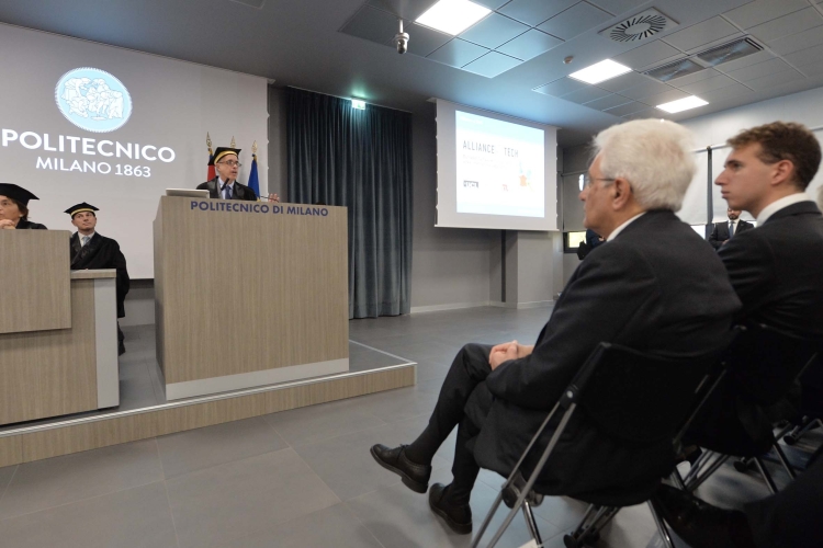 Il Presidente Sergio Mattarella assiste alla cerimonia di inaugurazione 