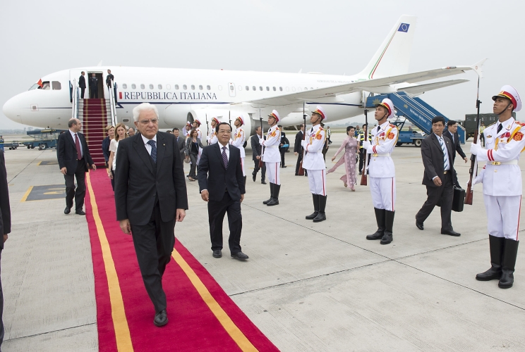 Il Presidente Sergio Mattarella al suo arrivo ad Hanoi
