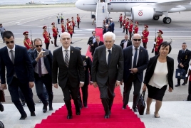 Tbilisi - Il Presidente della Repubblica Sergio Mattarella al suo arrivo all’aeroporto di Tbilisi, 