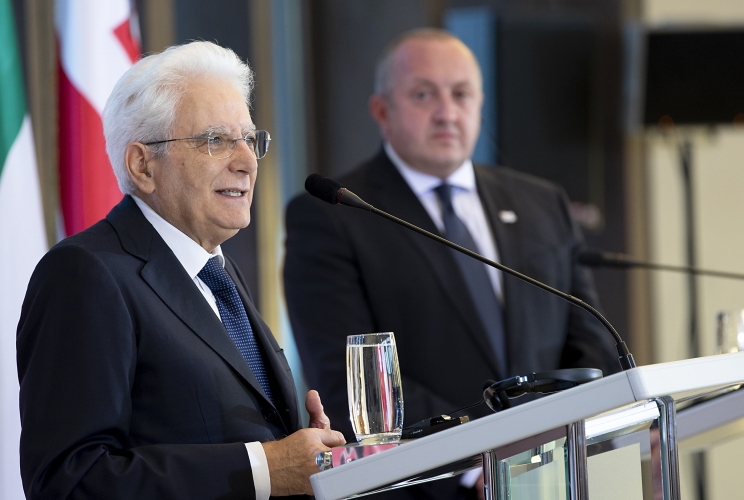 Il Presidente della Repubblica Sergio Mattarella con il Presidente della Repubblica di Georgia Giorgi Margvelashvili nel corso delle dichiarazioni alla stampa