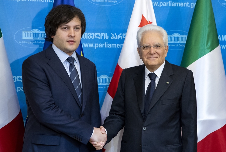  Il Presidente della Repubblica Sergio Mattarella con il Presidente del Parlamento della Georgia Irakli Kobakhidze