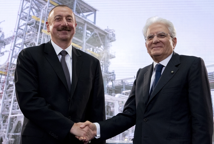 Il Presidente della Repubblica Sergio Mattarella con il Presidente della Repubblica dell’Azerbaigian Ilham Aliyev in occasione dell’inaugurazione dell’impianto di produzione di polipropilene