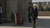 Mattarella depone una corona al Cimitero dei Martiri