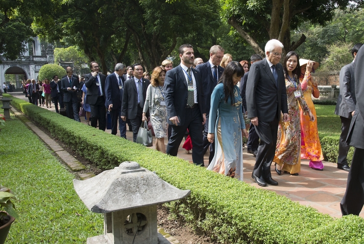 Il Presidente Sergio Mattarella in occasione dell'incontro con gli studenti al Tempio della Letteratira
