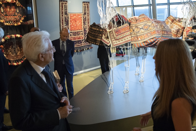  Il Presidente della Repubblica Sergio Mattarella in occasione della visita al Museo del Tappeto dell’Azerbaigian