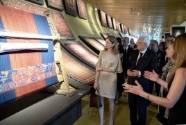 Il Presidente della Repubblica Sergio Mattarella in occasione della visita al Museo del Tappeto dell’Azerbaigian