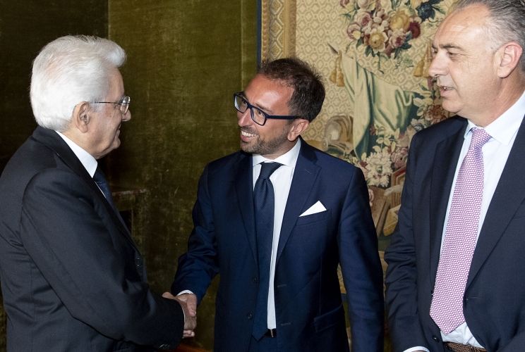 Il Presidente Sergio Mattarella con il Ministro della Giustizia Alfonso Bonafede e il Vice Presidente del Consiglio Superiore della Magistratura Giovanni Legnini poco prima dell'incontro con i Magistrati ordinari in tirocinio nominati con D.M. 07/02/2018