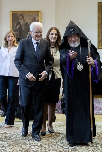  Il Presidente della Repubblica Sergio Mattarella con Sua Santità Karekin II, Patriarca Supremo e Catholicos di tutti gli Armeni