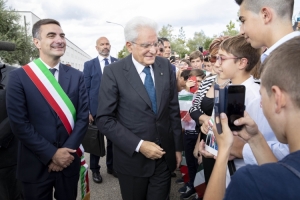 Il Presidente Sergio Mattarella alla giornata inaugurale della X edizione del meeting "Le due culture" sul tema "Cosmologia. L'uomo eterno Ulisse nell'infinità dei mondi"
