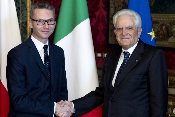Il Presidente Sergio Mattarella con S.E. il Signor Konrad GLĘBOCKI, nuovo Ambasciatore della Repubblica di Polonia, in occasione della presentazione delle Lettere Credenziali