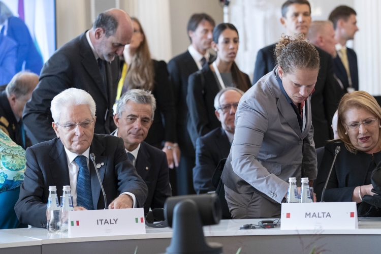 Il Presidente Sergio Mattarella durante la seconda sessione di lavoro su “Il futuro dell’Europa dopo 100 anni”, in occasione della XIV Riunione informale dei capi di Stato del Gruppo Arraiolos
