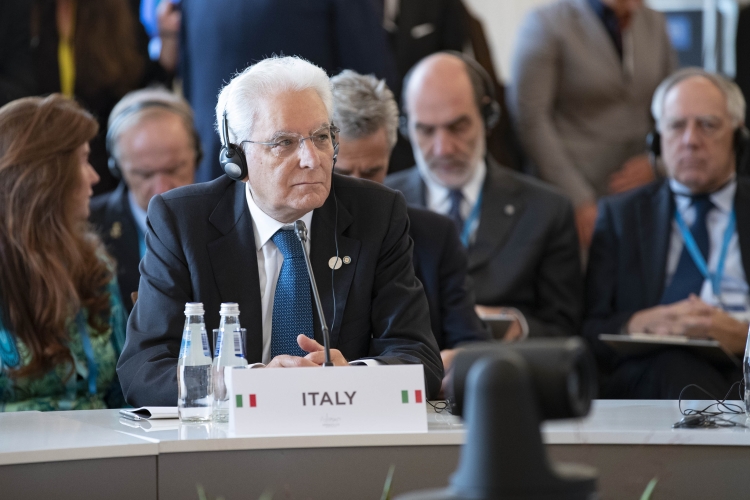 Il Presidente Sergio Mattarella durante la seconda sessione di lavoro su “Il futuro dell’Europa dopo 100 anni”, in occasione della XIV Riunione informale dei capi di Stato del Gruppo Arraiolos