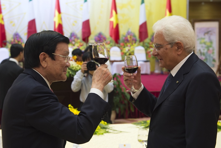 Il Presidente Sergio Mattarella con il Presidente della Repubblica Socialista del Vietnam 