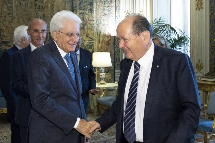 Il Presidente Sergio Mattarella riceve Giorgio LATTANZI, Presidente della Corte Costituzionale.
