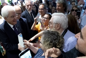 Il Presidente della Repubblica Sergio Mattarella nel corso della visita alla Fondazione IRCCS Istituto Nazionale dei Tumori