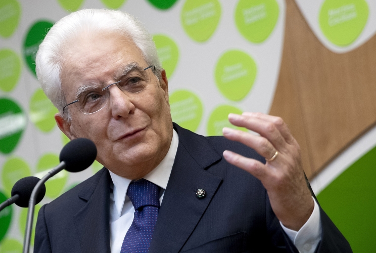 Il Presidente della Repubblica Sergio Mattarella in occasione della visita al Centro Maria Letizia Verga