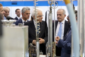 Il Presidente Sergio Mattarella nel corso della visita all'impianto Triga-RC1