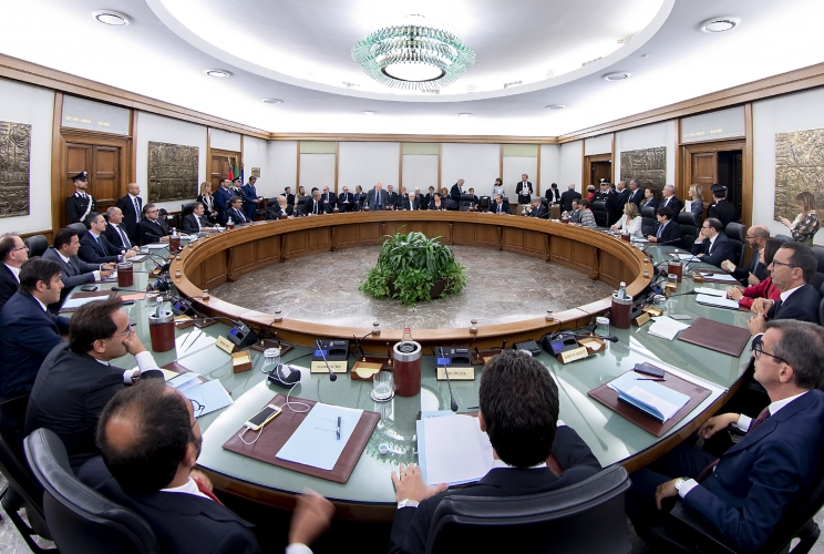 Il Presidente Sergio Mattarella presiede il Consiglio Superiore della Magistratura in occasione dell'elezione del nuovo Vice Presidente