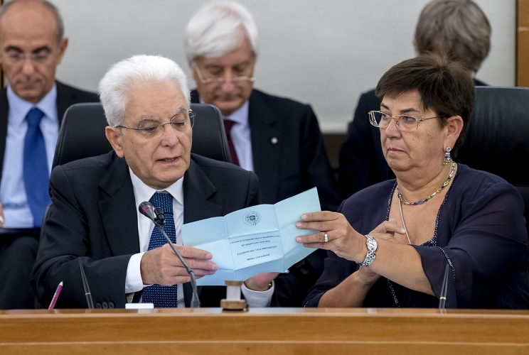 Il Presidente Sergio Mattarella nel corso dello scrutinio per l'elezione del nuovo Vice Presidente del Consiglio Superiore della Magistratura