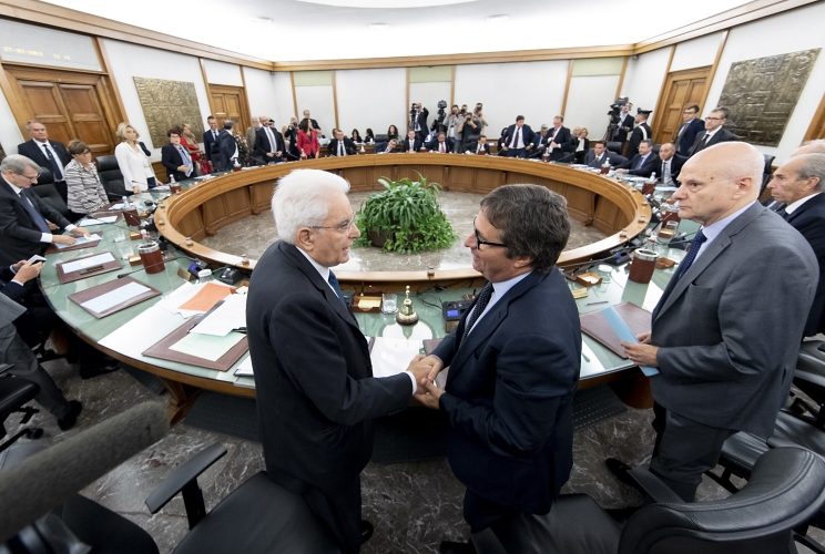 Il Presidente Sergio Mattarella si congratula con il nuovo Vice Presidente del Consiglio Superiore della Magistratura David Ermini
