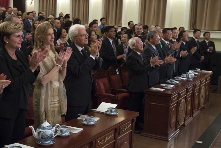  Presidente Sergio Mattarella con la signora Laura, il Ministro Guidi 