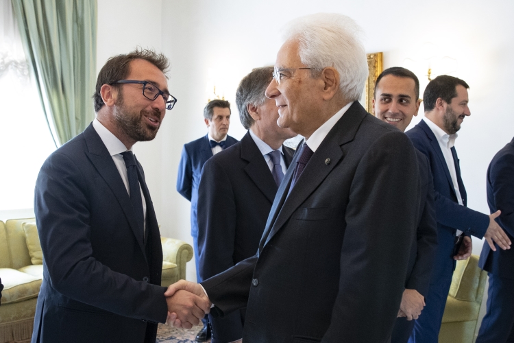Il Presidente Sergio Mattarella con il Ministro della Giustizia Alfonso Bonafede in occasione dell'incontro per il prossimo Consiglio Europeo.
