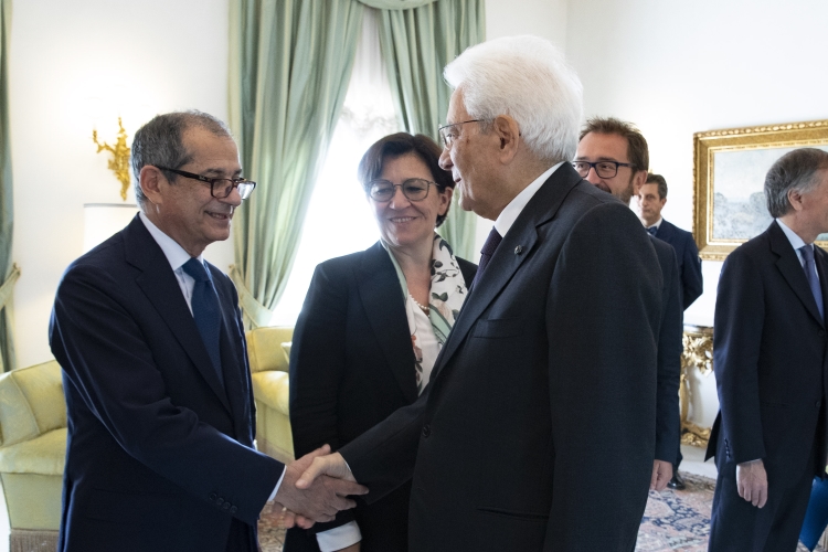Il Presidente Sergio Mattarella con il Ministro dell'Economia e delle Finanze Giovanni Tria in occasione dell'incontro per il prossimo Consiglio Europeo.
