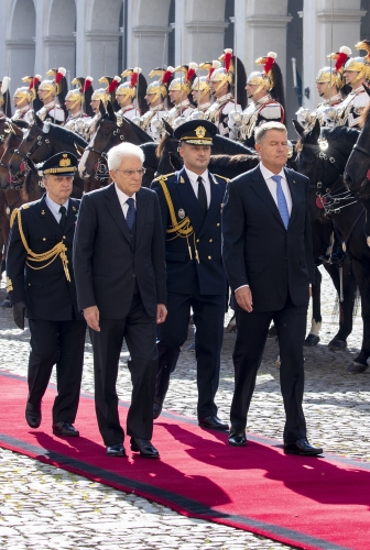 Il Presidente Sergio Mattarella con il Presidente della Repubblica di Romania Klaus Iohannis