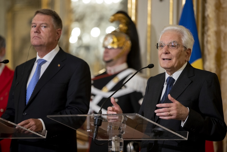 Il Presidente Sergio Mattarella con il Presidente della Repubblica di Romania Klaus Iohannis