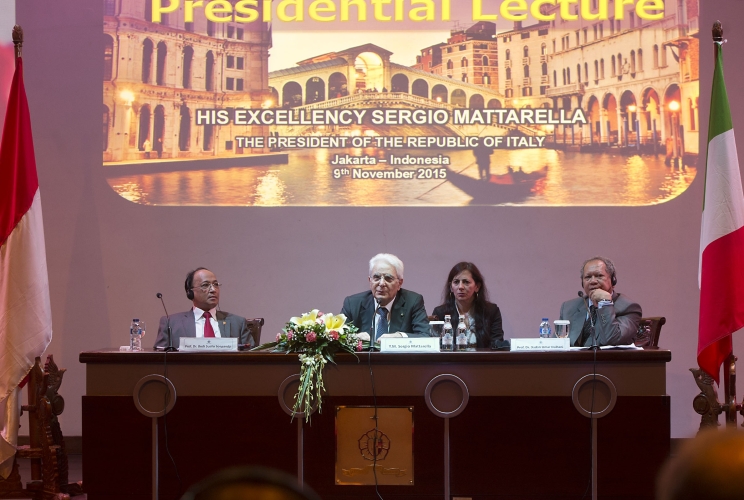 Il Presidente Sergio Mattarella nel corso del suo intervento al National Resilience Institute (Lemhannas)
