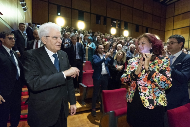 Il Presidente Sergio Mattarella al Teatro Era di Pontedera, in occasione della cerimonia di commemorazione del 40° anniversario della morte del Presidente Emerito della Repubblica Giovanni Gronchi
