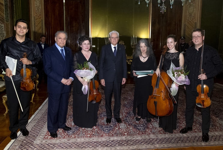 Il Presidente Sergio Mattarella con Zubin Mehta, Martha Argerich e il Quartetto d'Archi dell'Orchestra Filarmonica di Israele .

