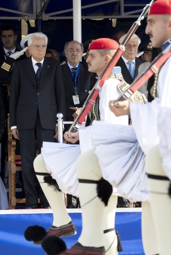 Salonicco - Il Presidente della Repubblica Sergio Mattarella con il Presidente della Repubblica Ellenica Procopios Pavlopoulos alla Parata Militare