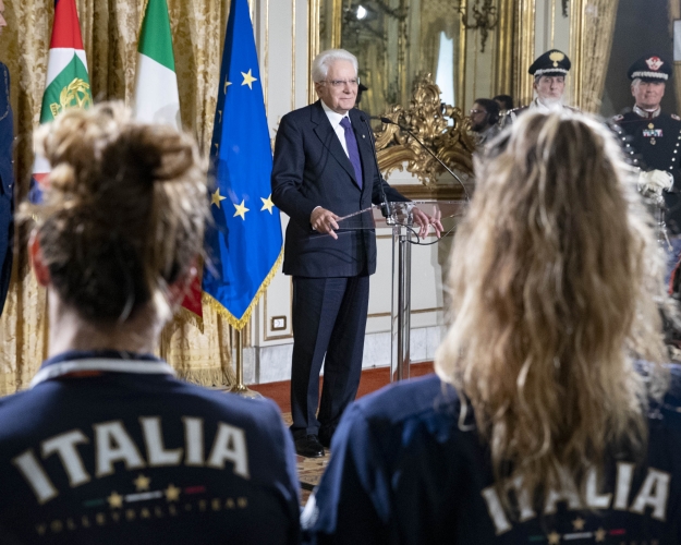 Il Presidente Sergio Mattarella nel corso dell'incontro con la Nazionale italiana femminile di pallavolo finalista ai Mondiali 2018 in Giappone