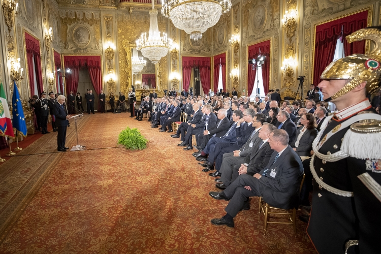 Il Presidente Sergio Mattarella durante il suo indirizzo di saluto in occasione dell'incontro con i partecipanti alla "Conferenza dei Consoli Italiani nel Mondo". 
