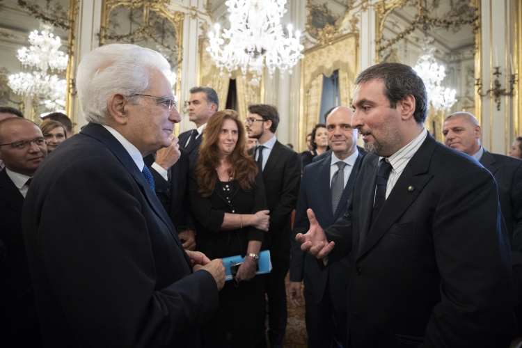 Il Presidente Sergio Mattarella in occasione dell'incontro con i partecipanti alla "Conferenza dei Consoli Italiani nel Mondo" 

