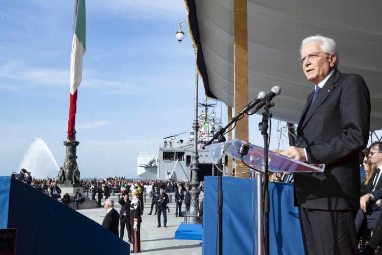 Il Presidente Sergio Mattarella, nel Giorno dell'Unità Nazionale e Giornata delle Forze Armate, è in Piazza Unità d'Italia di Trieste. 