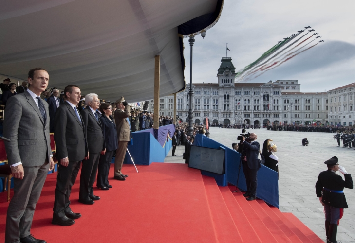 Il Presidente Sergio Mattarella, nel Giorno dell'Unità Nazionale e Giornata delle Forze Armate, è in Piazza Unità d'Italia di Trieste. 