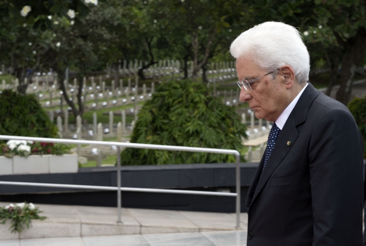 Il Presidente Sergio Mattarella al Cimitero degli Eroi di Kalibata