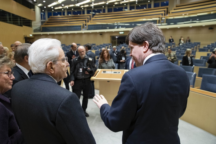 Il Presidente della Repubblica Sergio Mattarella nella Sala Plenaria del Parlamento svedese, con il Presidente Andreas Norlén, in occasione della visita di Stato in Svezia  
