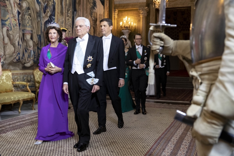 Il Presidente della Repubblica Sergio Mattarella e la Regina Silvia al Pranzo di Stato offerto dalle Loro Maestà 